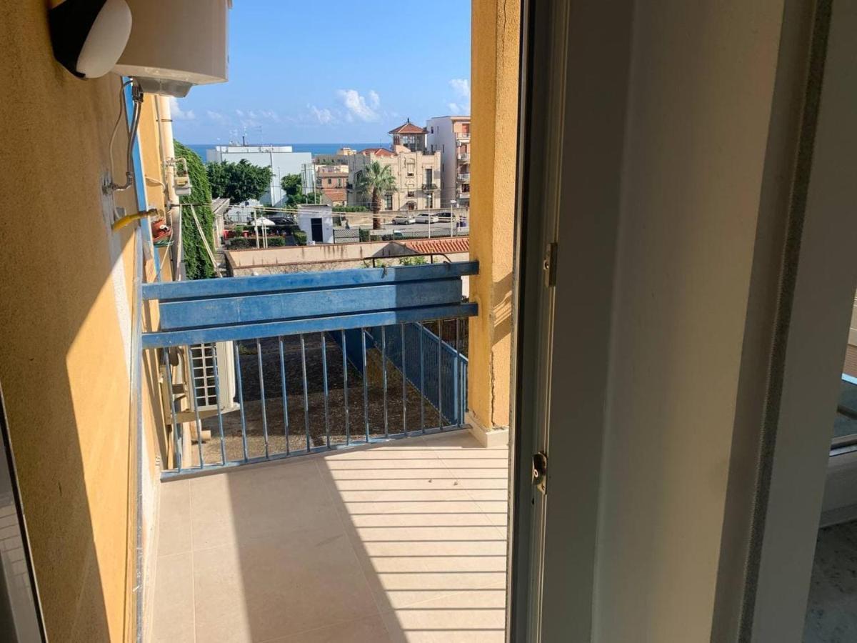 Soletta'S House Apartments Cefalu' ภายนอก รูปภาพ